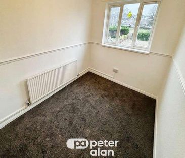 Park Avenue, Rogerstone, Newport, NP10 - Photo 6