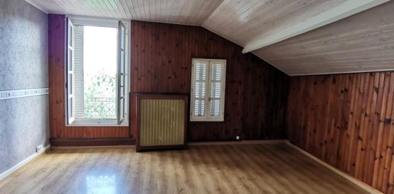 Appartement à ROYE - Photo 2