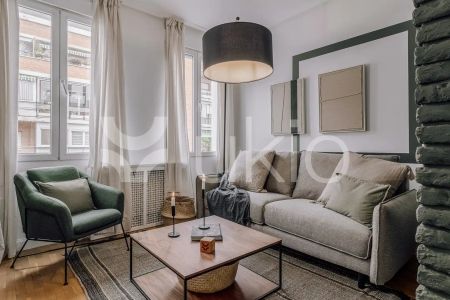 Apartamento de alquiler en Calle del Doce de Octubre, Niño Jesús - Photo 3