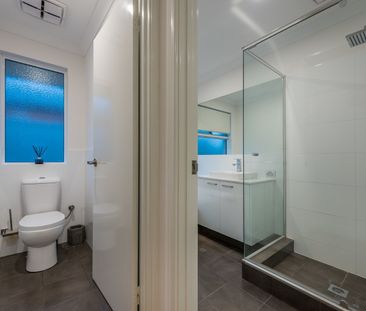 10 Tristan Way, Alkimos WA 6038 - Photo 4