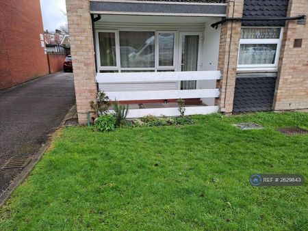 1 bedroom flat to rent - Photo 5