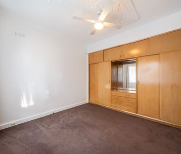 17 Hampton Parade, West Footscray VIC 3012 - Photo 3