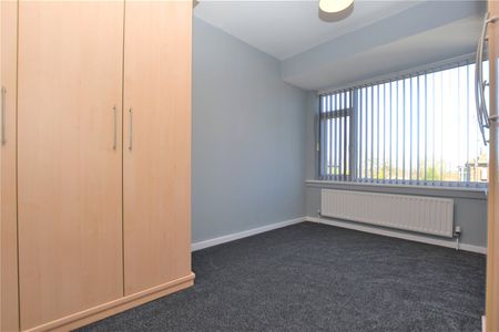 5, Springfield Lane, Morley, Leeds, West Yorkshire, LS27 9PL - Photo 5