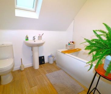 3 bedroom terraced house to rent - Photo 6