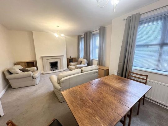 2 bedroom ground floor flat to rent - Photo 1