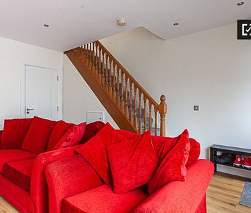 Room for rent in sweet 3-bedroom house, Melrose Park, Dublin - Photo 1