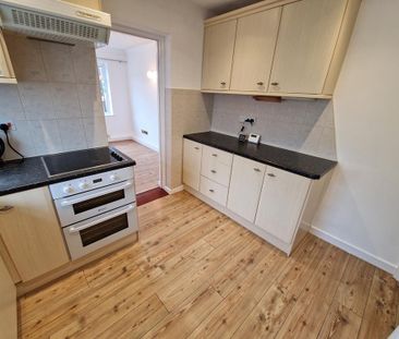 2 bedroom bungalow to rent - Photo 3