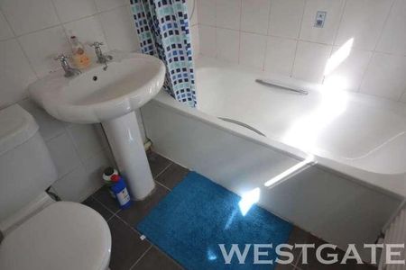 Blenheim Gardens, Reading, RG1 - Photo 5