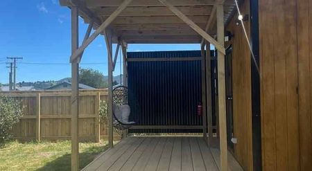 Brand New 1 Bdrm studio inclu Power Pets allowed - Photo 4