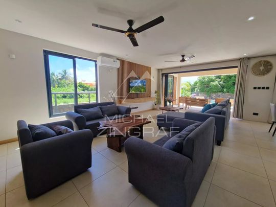 Charmante Villa de 5 Chambres à Grand Gaube - Photo 1