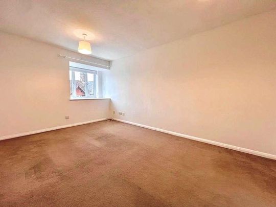 Linden Drive, Liss, Hampshire, GU33 - Photo 1