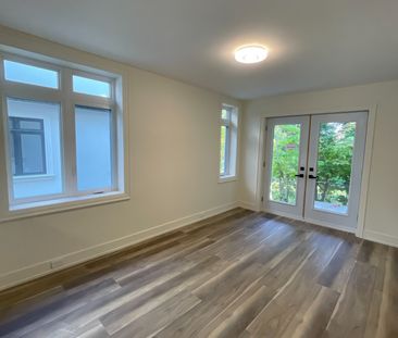 For Lease - 263 Barrie Street Unit# 8, Bradford West Gwillimbury, O... - Photo 3