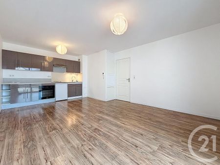 Location Appartement 2 pièces 45m² TROYES 10000 - Photo 3