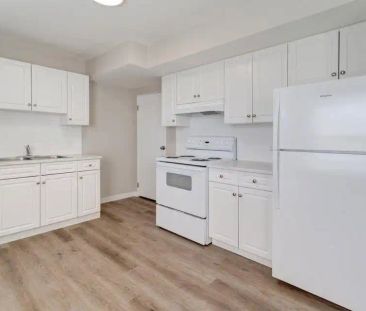 Southwoods Village — 3-Bedroom - Updated - Photo 6
