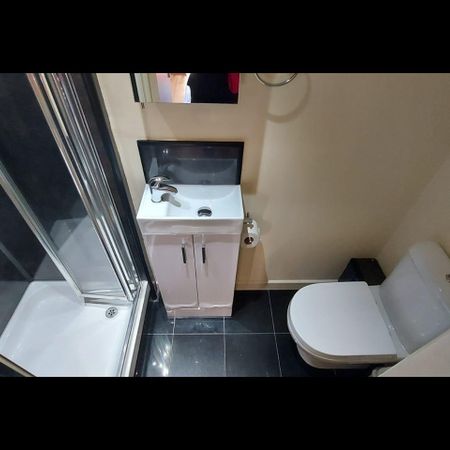 Studio Flat, Ash Grove, NW2 - Photo 4