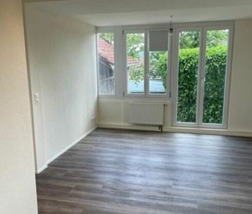 Renovated 3.5-room apartment on the ground floor - Photo 3