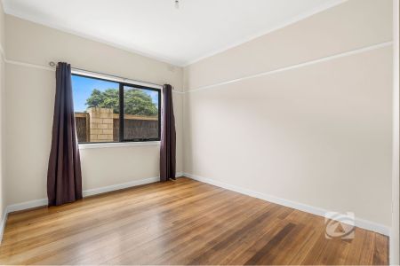 WALKING DISTANCE TO EVERYTHING! - Photo 4
