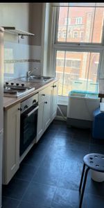 Room in a Shared House, Camden Park Road, NW1 - Photo 4