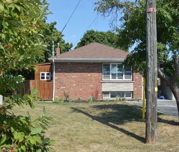 For Lease - 36 Electro Road, Toronto, Ontario - Photo 3