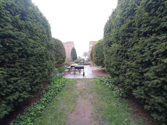 1 Bed Flat, Dorchester Court, SE24 - Photo 1