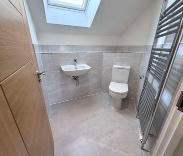 Skylark Way, Exmouth, EX8 - Photo 1