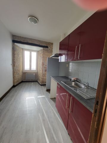 Location Appartement 2 pièces 51m² SARLAT LA CANEDA 24200 - Photo 4