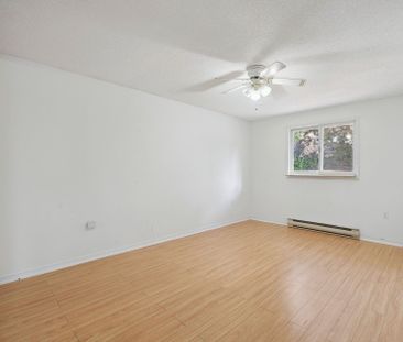 For Lease - 71 Geddes Crescent, Barrie, Ontario - Photo 3