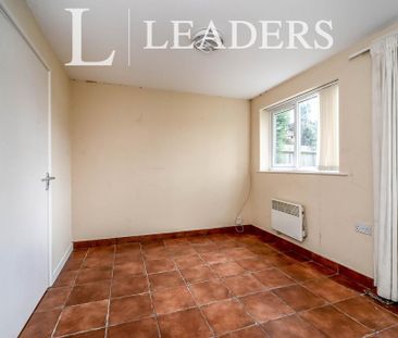 1 bedroom bungalow to rent - Photo 3