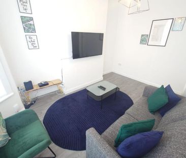 3 bedroom terraced house to rent - Photo 4