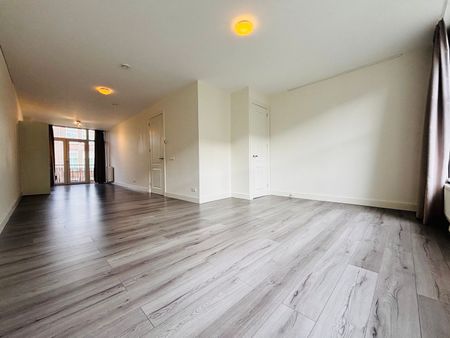 Appartement te huur: Slaghekstraat 107-A02 3074 LC Rotterdam - Photo 2