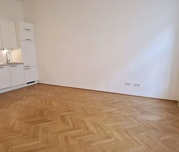 ERSTBEZUG, DAMBÖCKGASSE, 55 m2 Altbau, Wohnküche, 1 Zimmer, Duschba... - Photo 3