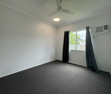 Modern & Low-Maintenance Living in Railway Estate! - Photo 4