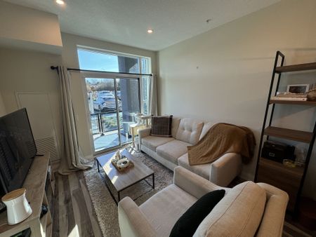 For Lease - 16 Concord Place Unit# 126, Grimsby, Ontario - Photo 5