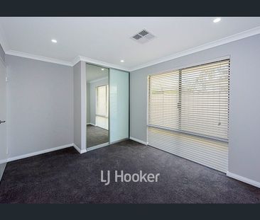 Modern Coastal Living - Photo 3