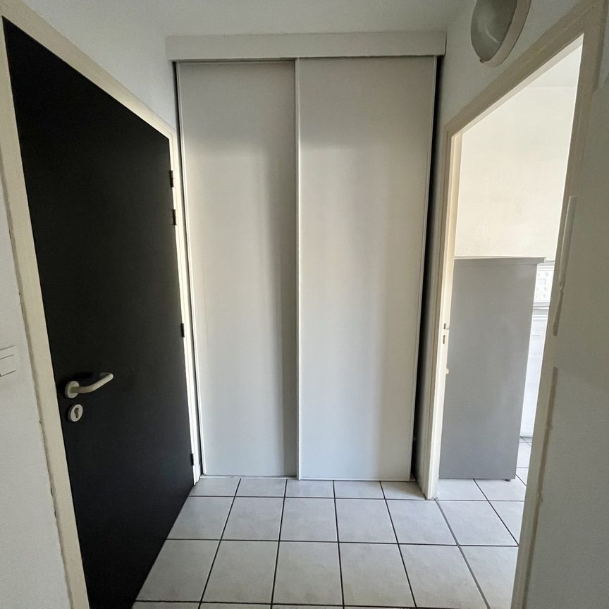Location Appartement 1 pièce 21m² RODEZ 12000 - Photo 1