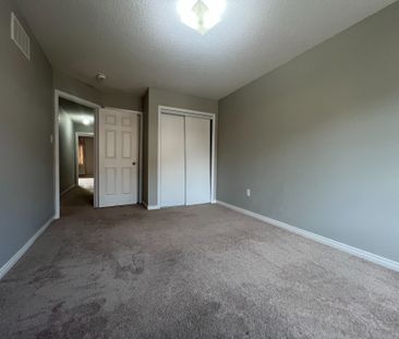 For Lease - 12 Mortlock Street, Ajax, Ontario - Photo 5