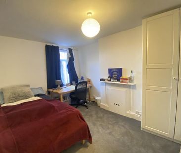 5 bedroom terraced house to rent - Photo 5