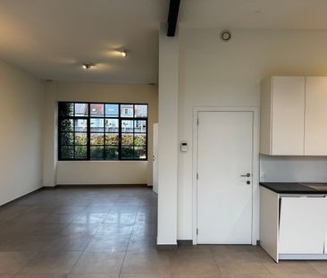 Gerenoveerde woning met 3 slaapkamers en tuin - Foto 6