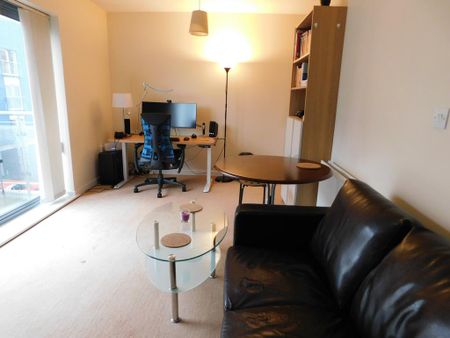 1 bedroom flat to rent - Photo 4