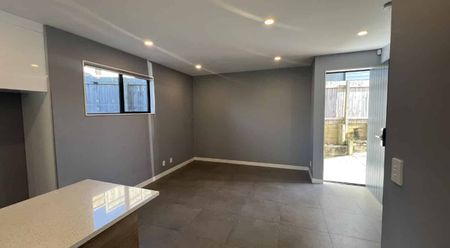 41 Waka Street, Albany Heights - Photo 3