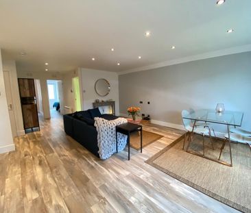 2 bedroom flat to rent - Photo 2