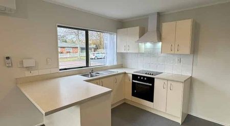 Charming 2-Bedroom Home in the Heart of Favona. - Photo 4