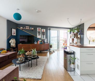 2 bedroom flat to rent - Photo 2
