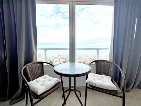 - THREE BEDROOMS APARTMENT WITH SEAVIEW FOR RENT - Photo 2