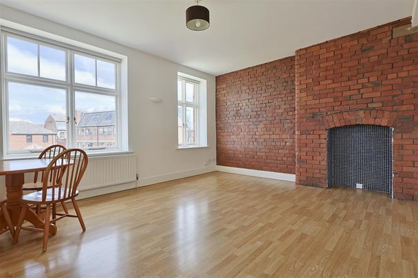 2 bedroom Apartment to rent in Temple Building, Bath Lane, Newcastle Upon Tyne NE4 - Photo 1