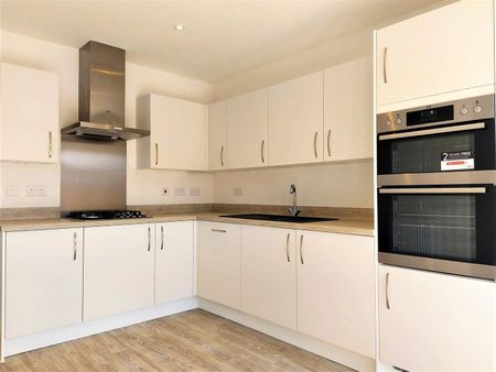 70, Hedgerow Way, Holmer, Hereford - Photo 5