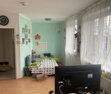 Wohnung in Hof: 2 Zimmer, Küche, Bad, Keller, Bodenabteil - Photo 6