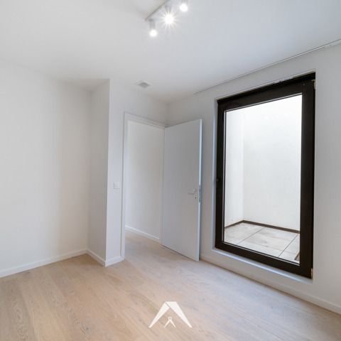 Huis te huur in Kortrijk - Photo 1