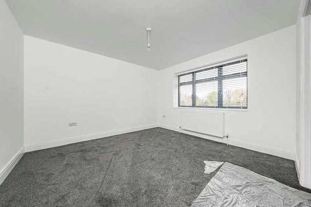 Worcester Road, Uxbridge, UB8 - Photo 1