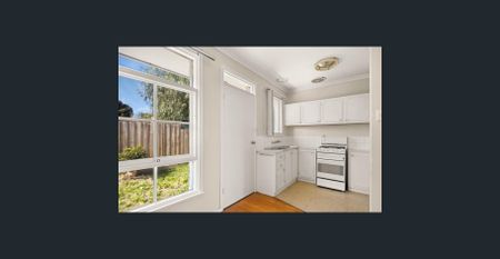 A Lifestyle Winner in Box Hill High Zone! - Photo 5